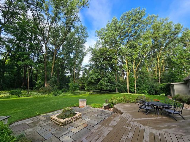 18875 Black Forest DRIVE, Brookfield, WI 53045