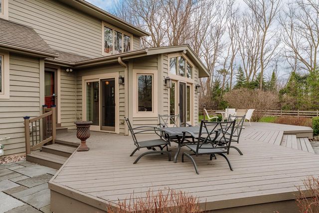 18875 Black Forest DRIVE, Brookfield, WI 53045