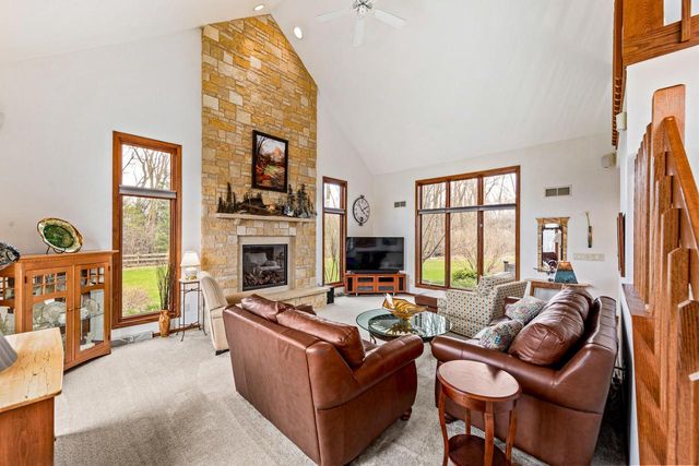 18875 Black Forest DRIVE, Brookfield, WI 53045