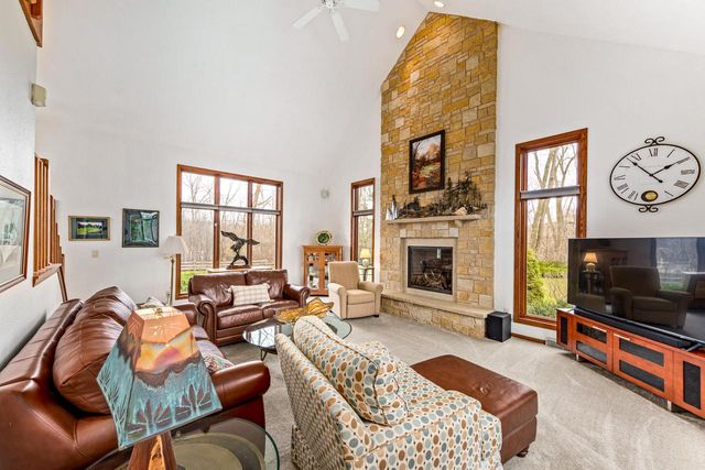 18875 Black Forest DRIVE, Brookfield, WI 53045