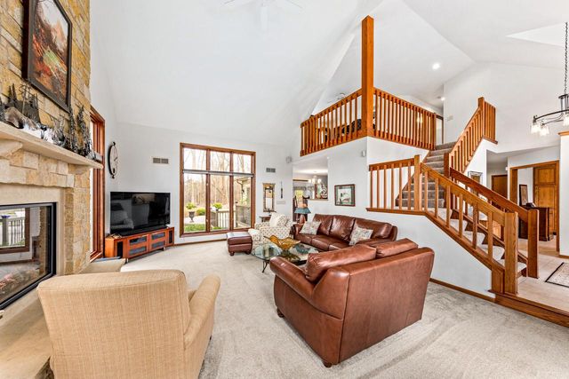 18875 Black Forest DRIVE, Brookfield, WI 53045