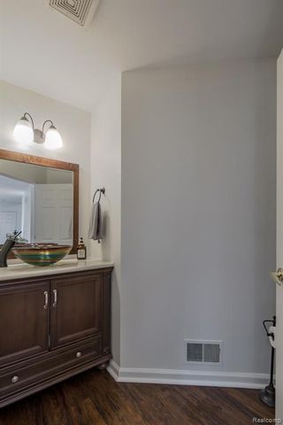 4430 Sedona Drive, Clarkston, MI 48348