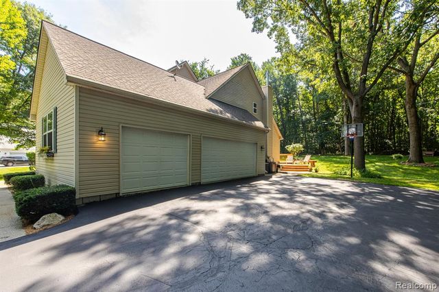 4430 Sedona Drive, Clarkston, MI 48348