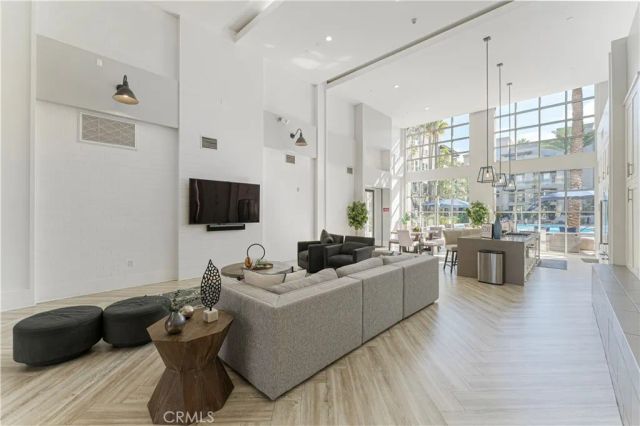 2380 Scholarship, Irvine, CA 92612