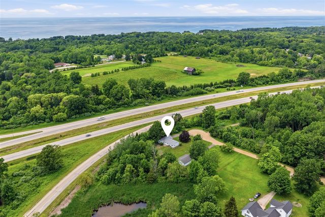 7250 101st Avenue, South Haven, MI 49090