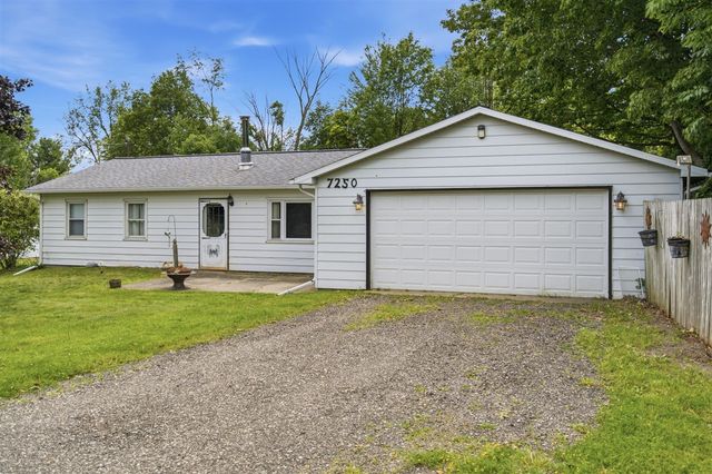 7250 101st Avenue, South Haven, MI 49090