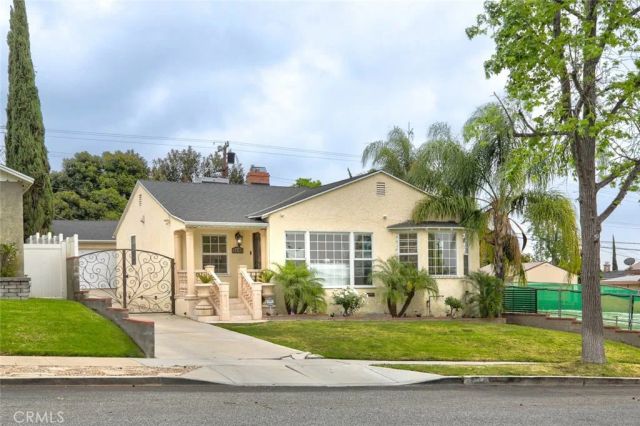 2640 N Keystone Street, Burbank, CA 91504