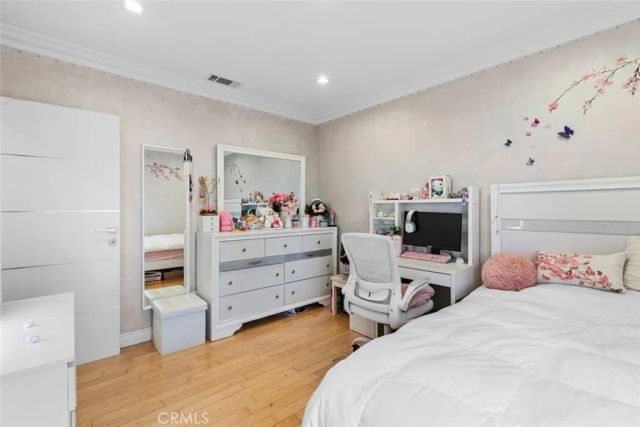 2640 N Keystone Street, Burbank, CA 91504