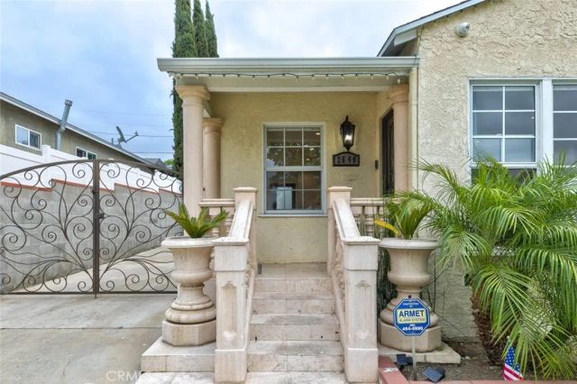 2640 N Keystone Street, Burbank, CA 91504