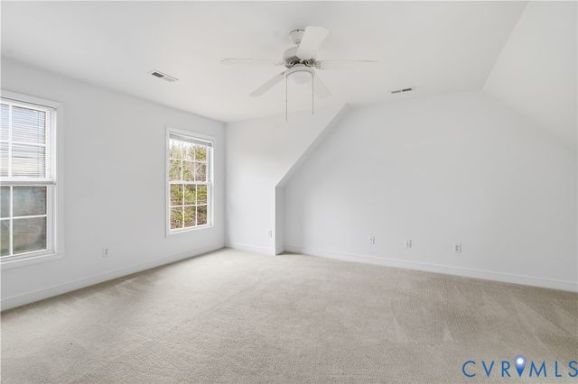 5591 Scotsview Dr, New Kent, VA 23140