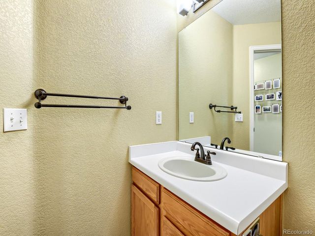 362 English Sparrow Dr, Littleton, CO 80129