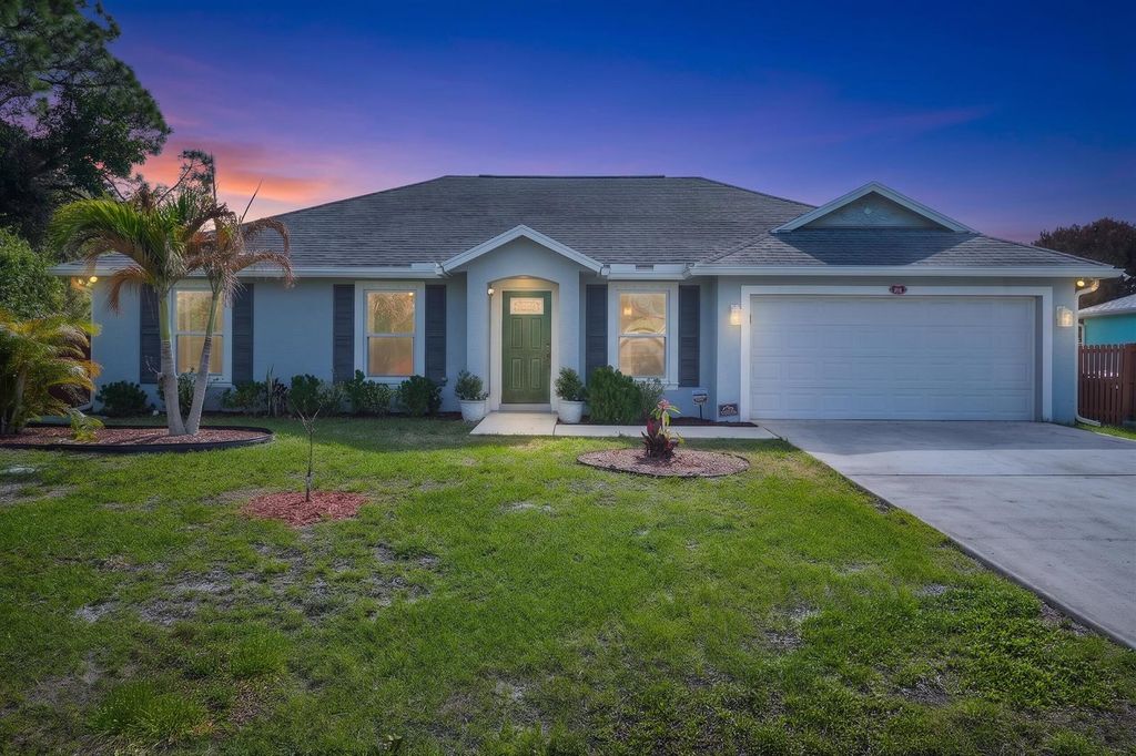 685 SW Homeland Road, Port St. Lucie, FL 34953