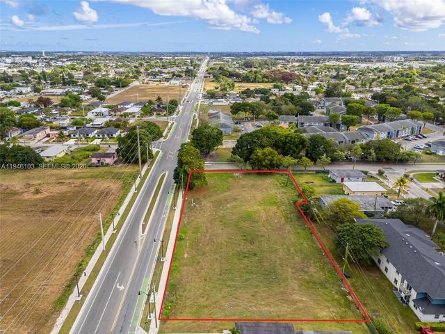 945 W Lucy Street, Florida City, FL 33034
