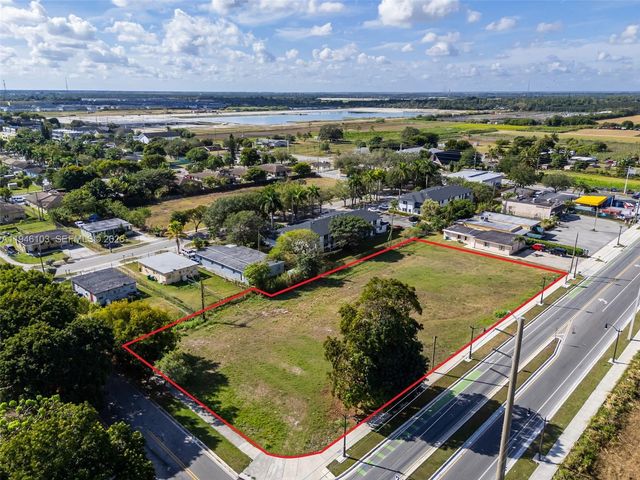 945 W Lucy Street, Florida City, FL 33034