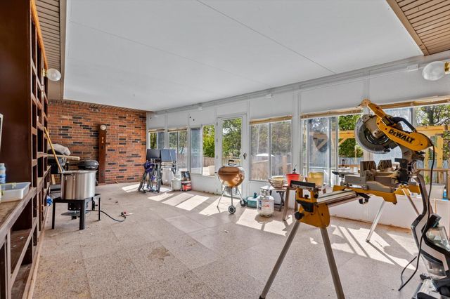 809 Washington Street, Strafford, MO 65757