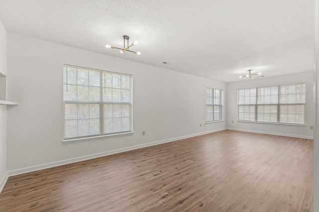 4239 Villas Dr Unit 607, Little River, SC 29566