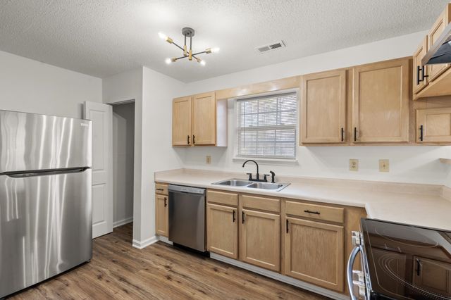 4239 Villas Dr Unit 607, Little River, SC 29566