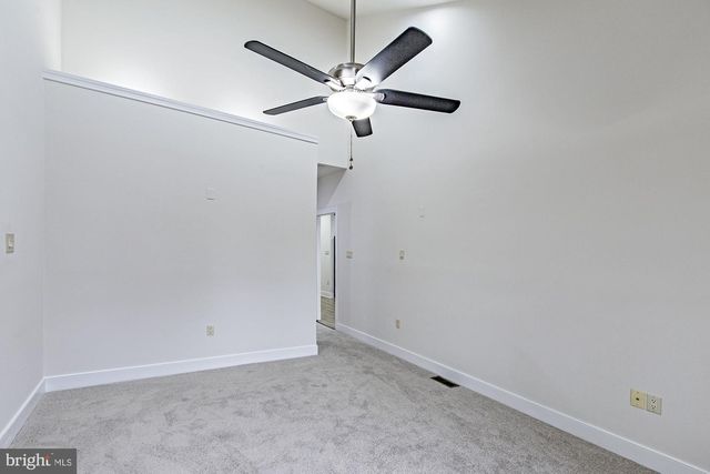 124 SHINN CIR, Wilmington, DE 19808