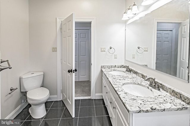 124 SHINN CIR, Wilmington, DE 19808