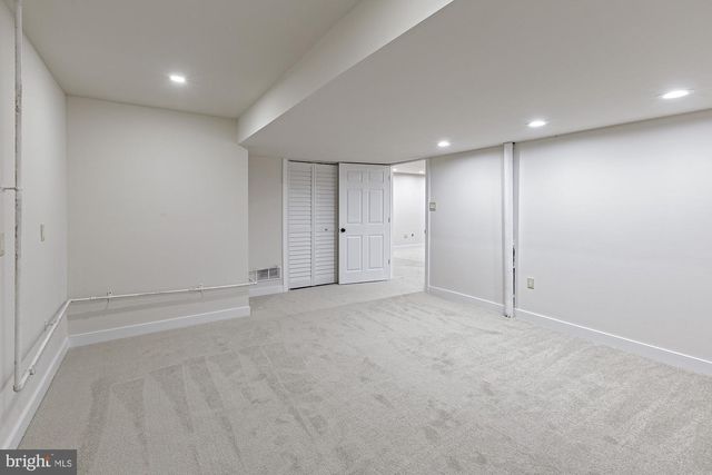 124 SHINN CIR, Wilmington, DE 19808