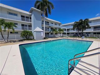 1100 8th AVE S 211B, Naples, FL 34102
