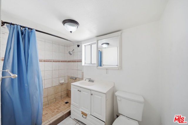 1745 S Kingsley Drive, Los Angeles, CA 90006