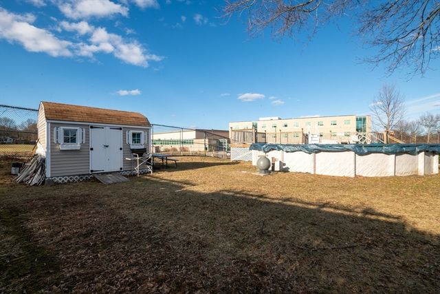 189 Holyoke St, Lynn, MA 01905