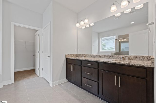 854 Deepwood Court, Boiling Springs, SC 29316