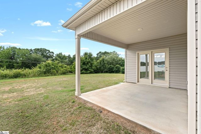 854 Deepwood Court, Boiling Springs, SC 29316