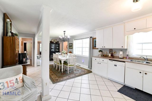 705 South Elm Street, Jesup, GA 31545