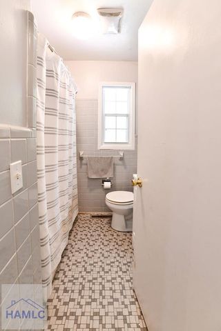 705 South Elm Street, Jesup, GA 31545