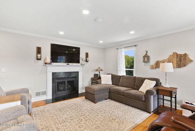 494 Wooded Hills Rd, Pendleton, KY 40055