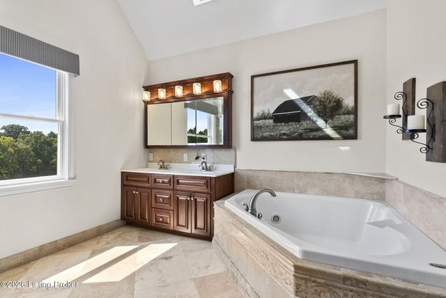 494 Wooded Hills Rd, Pendleton, KY 40055