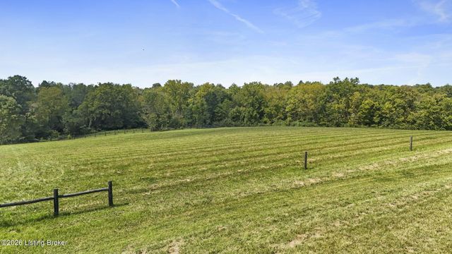 494 Wooded Hills Rd, Pendleton, KY 40055