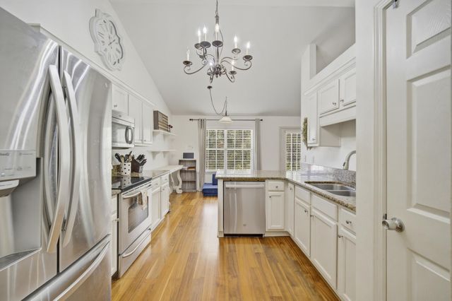 346 Louise Circle, Destin, FL 32541