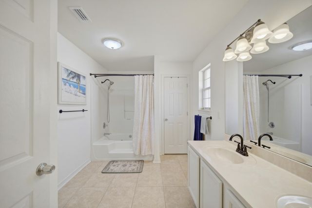 346 Louise Circle, Destin, FL 32541