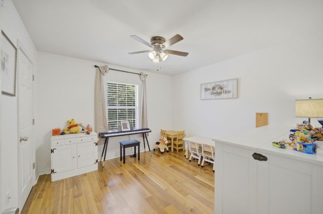 346 Louise Circle, Destin, FL 32541