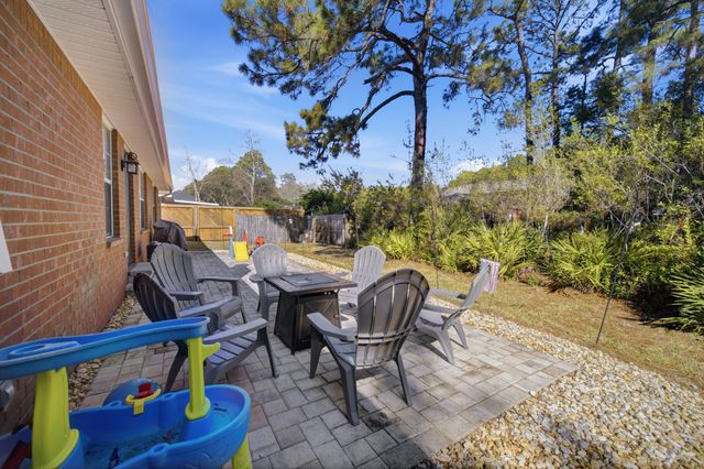 346 Louise Circle, Destin, FL 32541