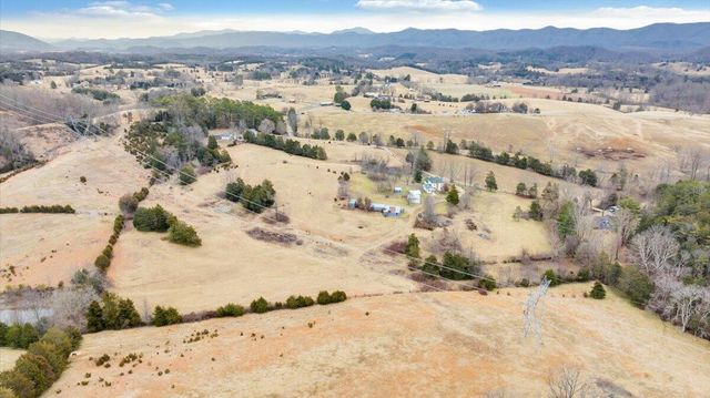 210 Nassau Rd # 148 # And, Fincastle, VA 24090