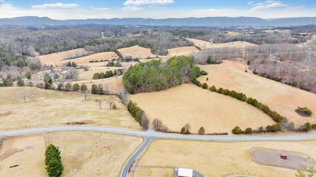 210 Nassau Rd # 148 # And, Fincastle, VA 24090