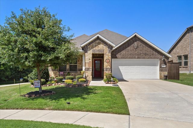 209 Maverick Court, Lavon, TX 75166