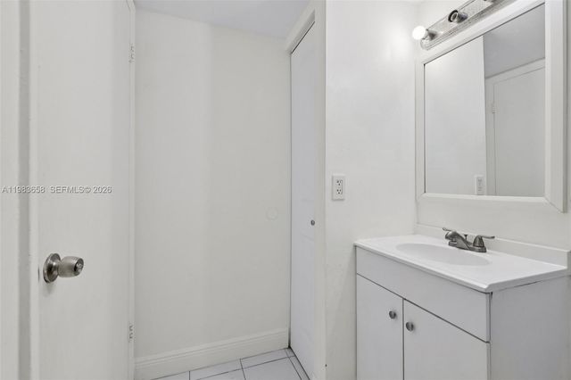 7407 SW 152nd Ave 4-103, Miami, FL 33193