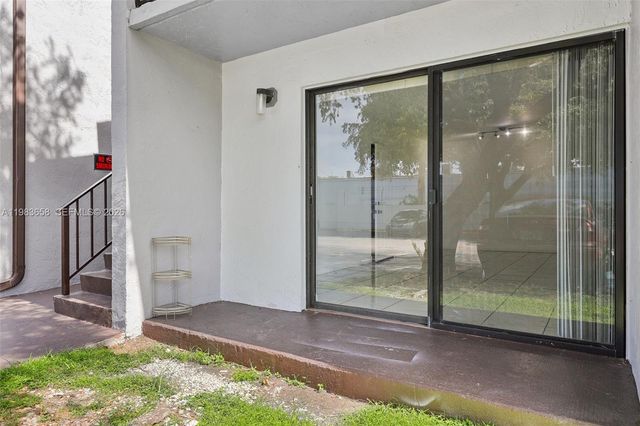 7407 SW 152nd Ave 4-103, Miami, FL 33193