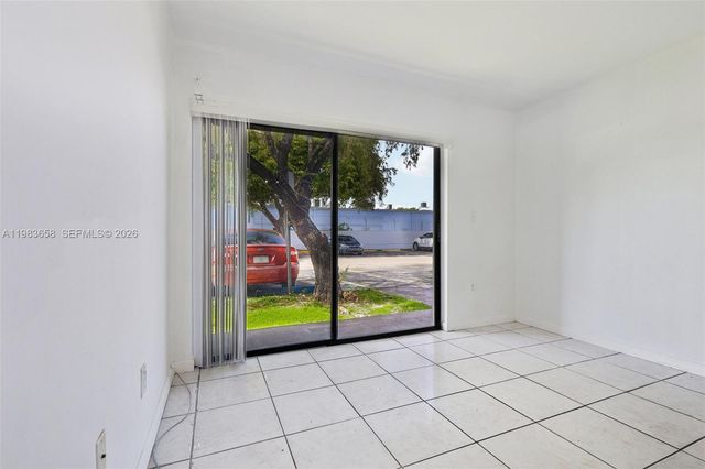 7407 SW 152nd Ave 4-103, Miami, FL 33193