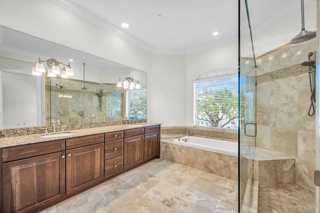 903 NE 17th Way 104, Fort Lauderdale, FL 33304