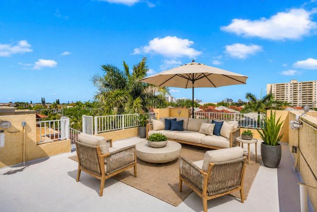 903 NE 17th Way 104, Fort Lauderdale, FL 33304