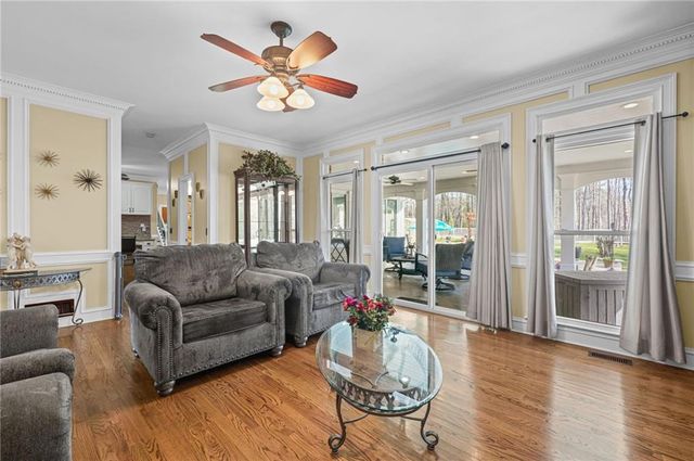 1975 Old Lost Mountain Road, Powder Springs, GA 30127