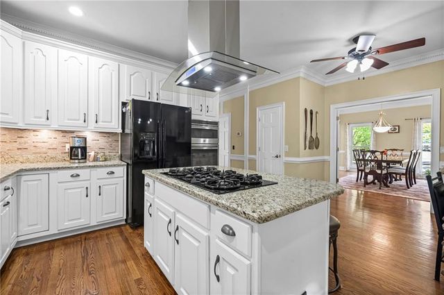 1975 Old Lost Mountain Road, Powder Springs, GA 30127