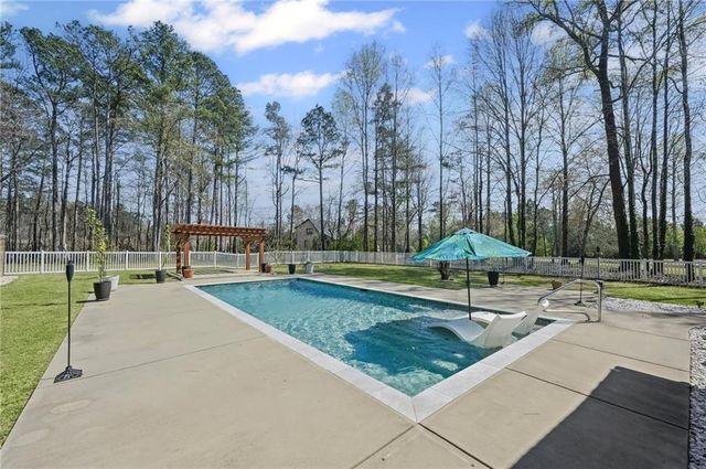 1975 Old Lost Mountain Road, Powder Springs, GA 30127