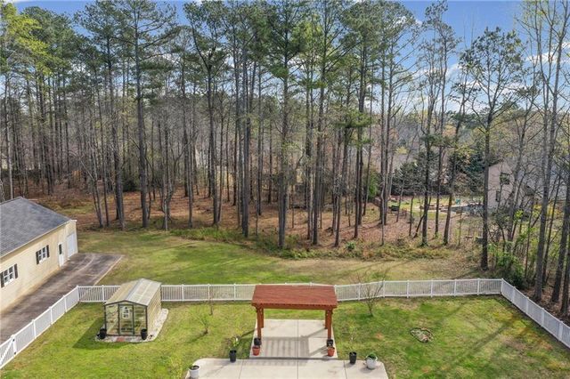 1975 Old Lost Mountain Road, Powder Springs, GA 30127